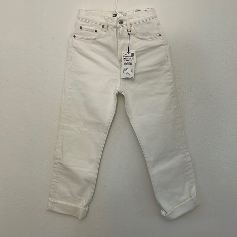 NWT Zara The HW Kick In Off-White